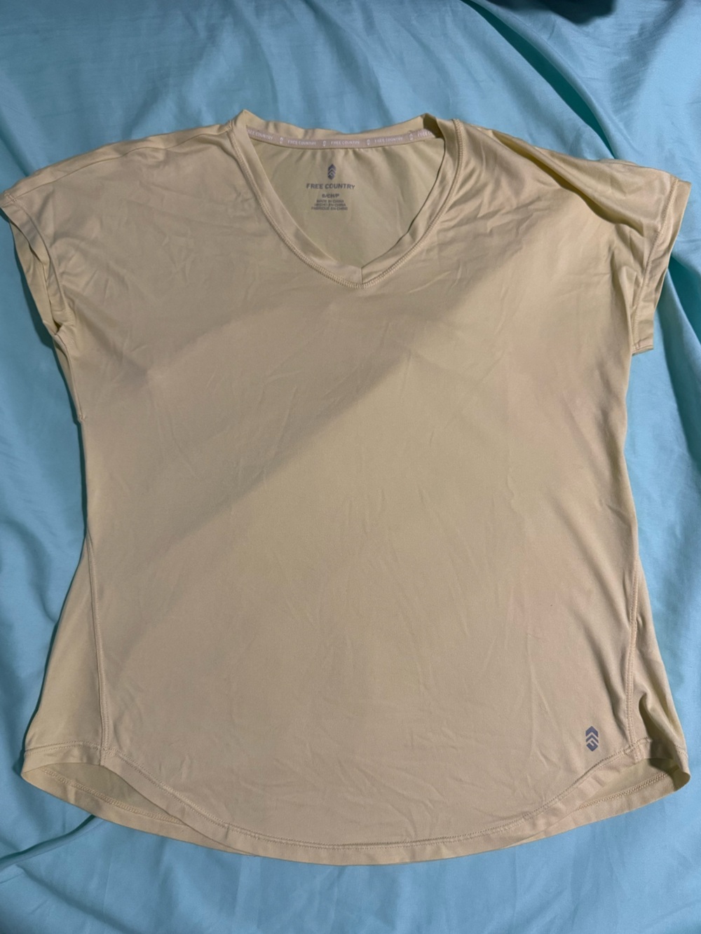 Free Country womens Short Sleeve Tee -  butter yellow- oversized Sz small